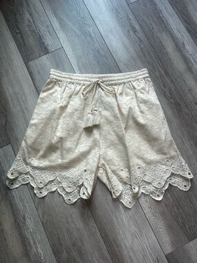 a loves a Lace Shorts, NWT